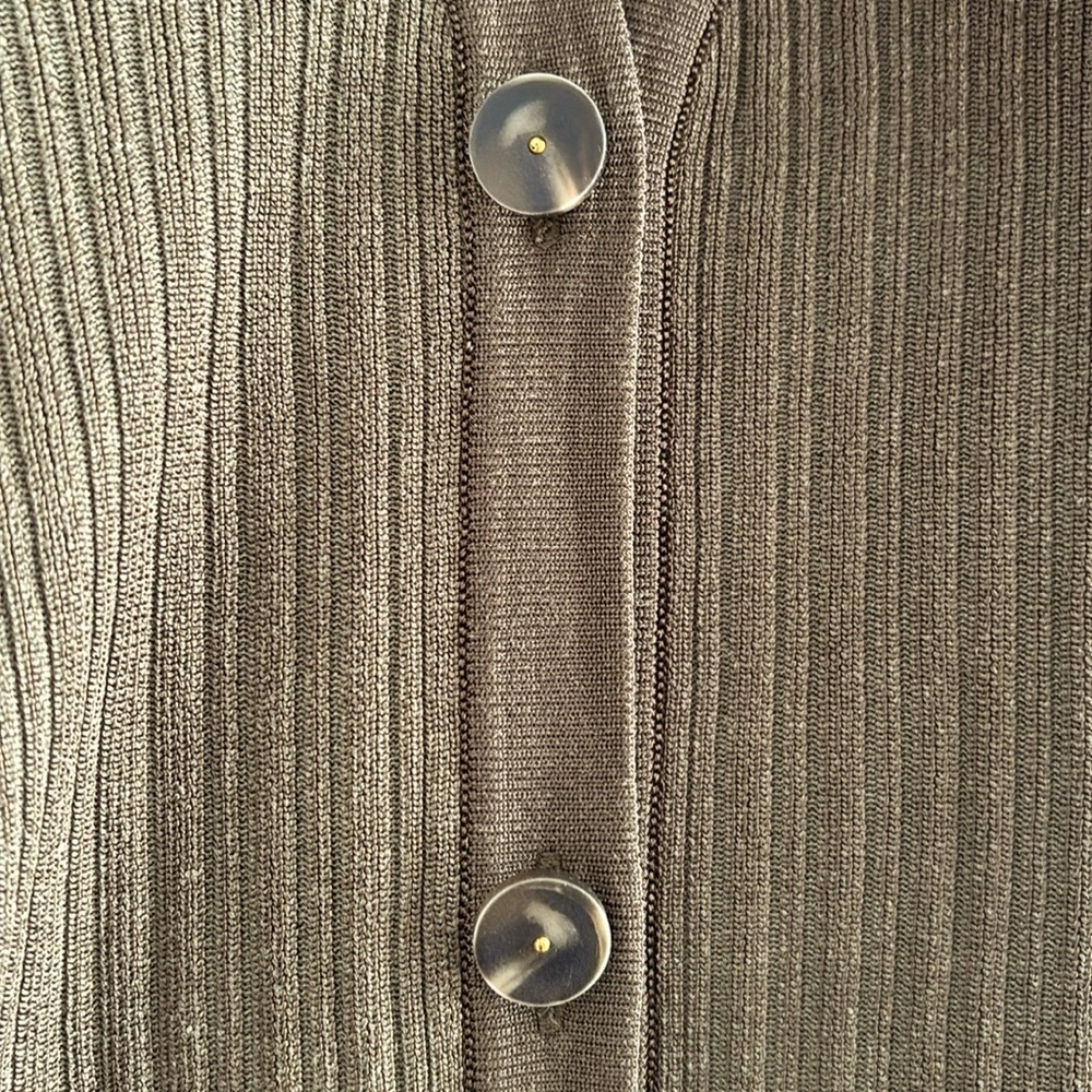 Chicos | V-Neck Button Down Ribbed Front Pocket Cardigan (M) Olive - Picture 5 of 11